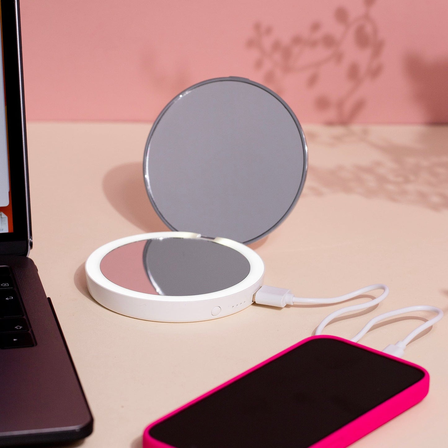 STYLPRO Flip 'n' Charge Power Bank LED Mirror